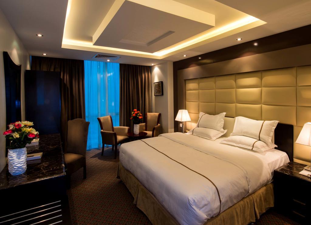 Al Yamama Palace Hotel Suites Ριάντ Δωμάτιο φωτογραφία